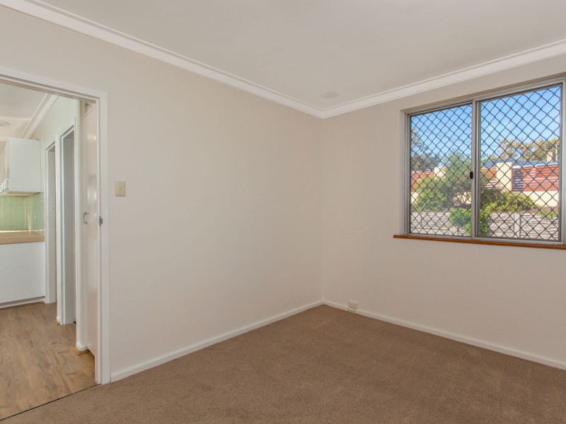 1/359 The Strand, Dianella WA 6059