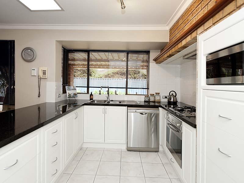 46 Jaeger Square, Ballajura WA 6066