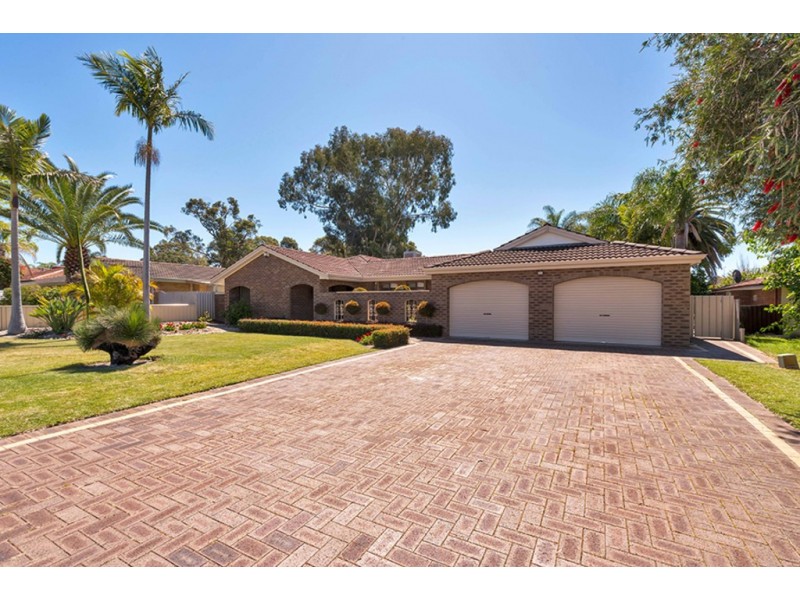 11 Cockram Place, Beechboro WA 6063