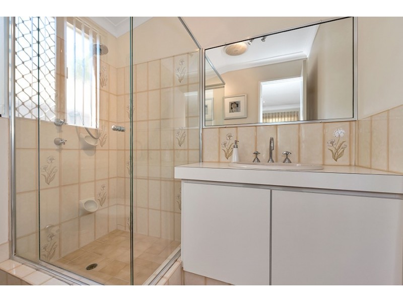 11 Cockram Place, Beechboro WA 6063