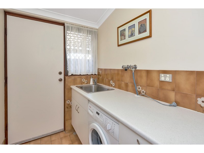 11 Cockram Place, Beechboro WA 6063