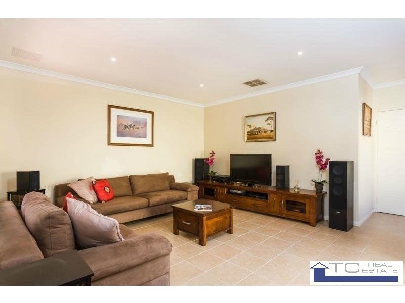 66A Cooper Street, Madeley WA 6065
