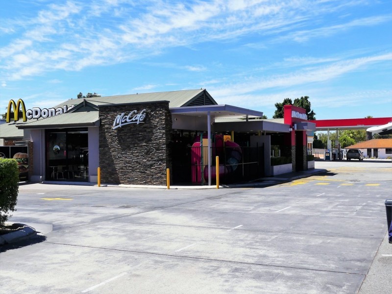 6 Brookside Gardens, Caversham WA 6055