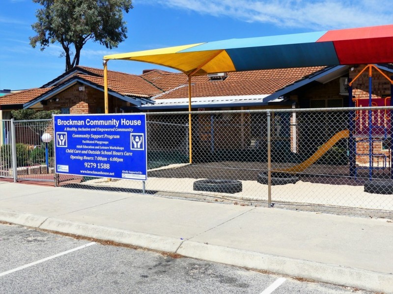 6 Brookside Gardens, Caversham WA 6055