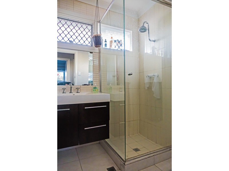 14 Denston Way, Girrawheen WA 6064