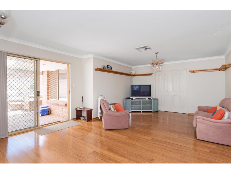 45 Blackbird Ave, Gwelup WA 6018