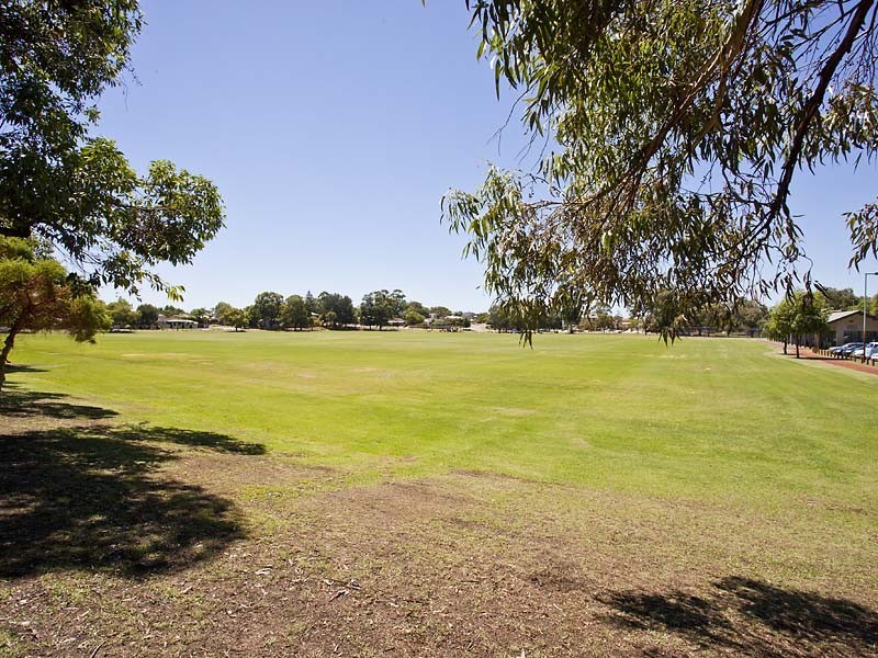 1/3 Ferguson St, Maylands WA 6051