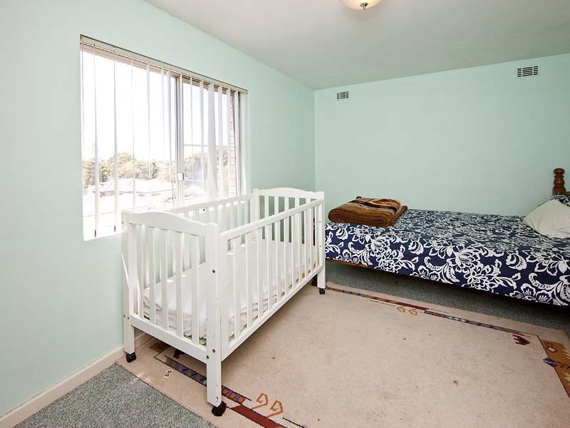 1/3 Ferguson St, Maylands WA 6051