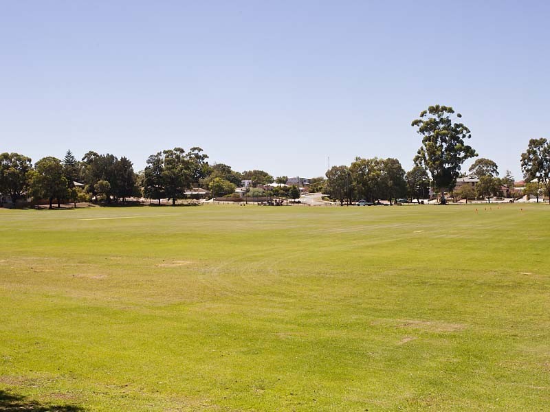 1/3 Ferguson St, Maylands WA 6051