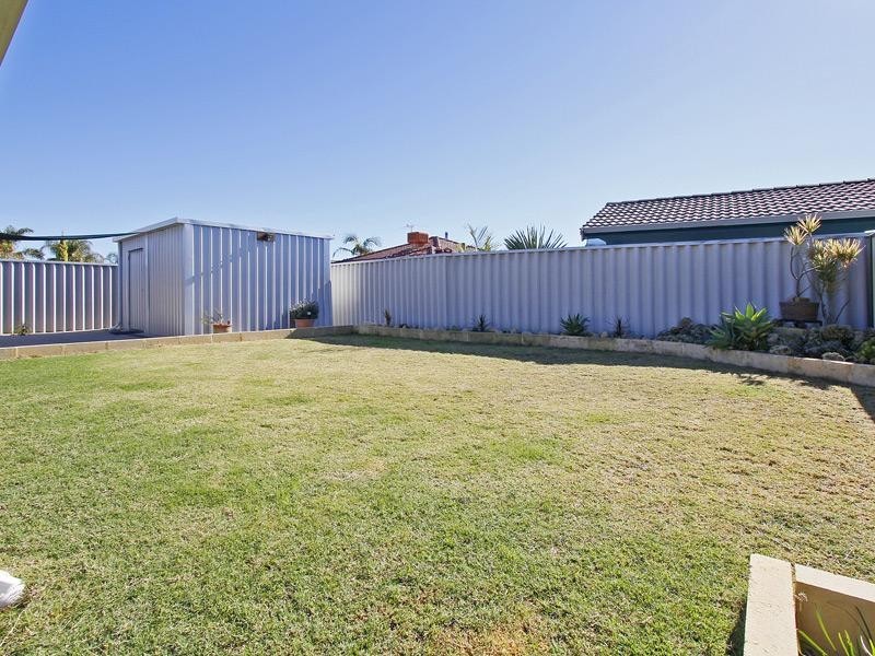 100 Guadalupe, Ballajura WA 6066