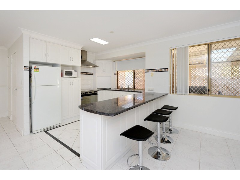 3 Sail Grove, Ballajura WA 6066