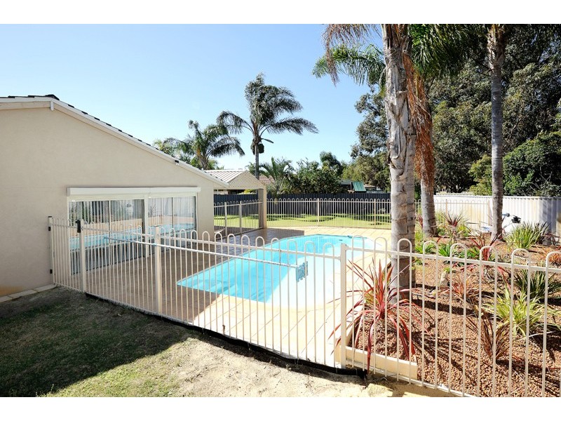 3 Sail Grove, Ballajura WA 6066