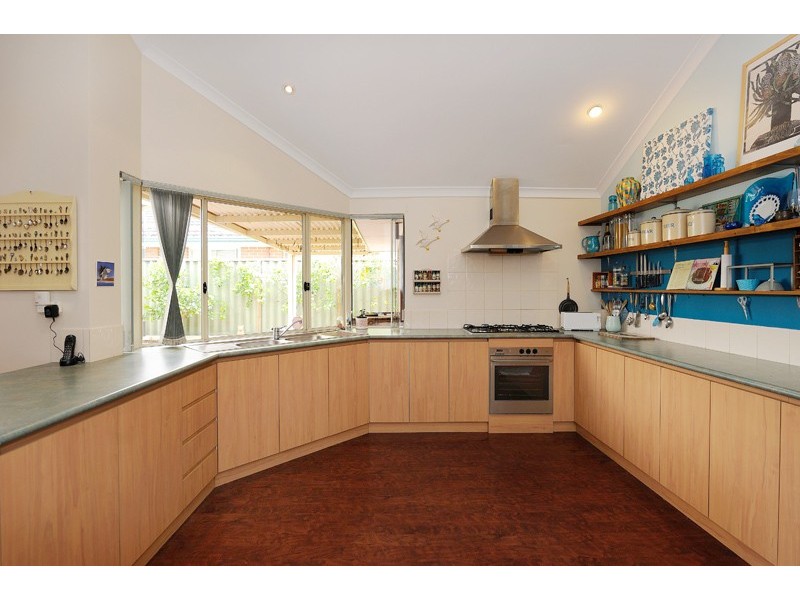 29 Tyndall Circuit, Alexander Heights WA 6064