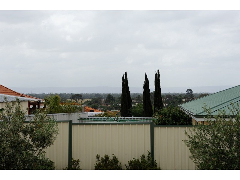 29 Tyndall Circuit, Alexander Heights WA 6064