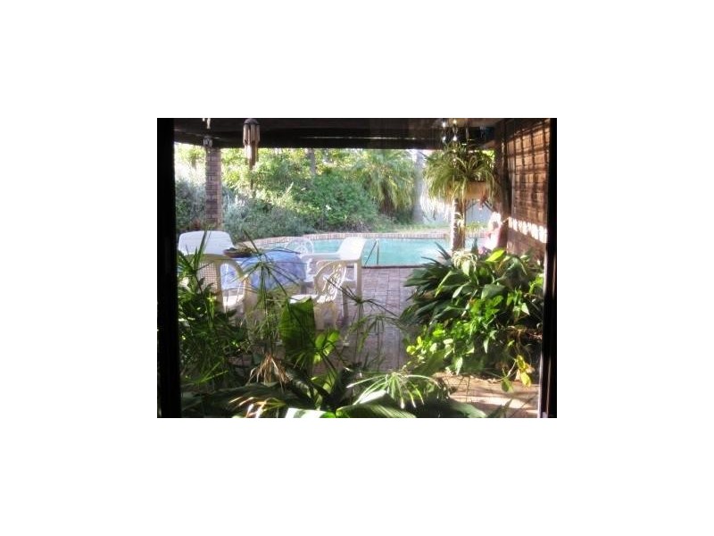 17 Chancery La, Alexander Heights WA 6064