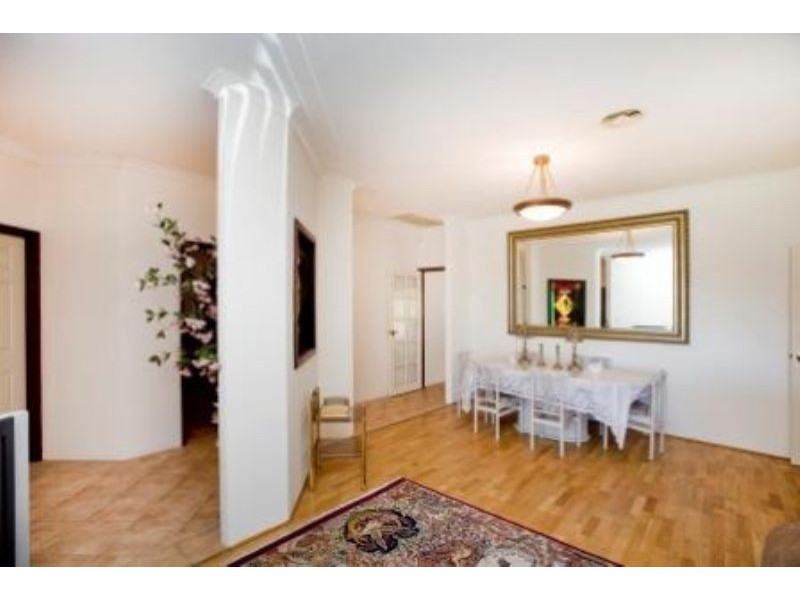 31 Tyndall Cr, Alexander Heights WA 6064