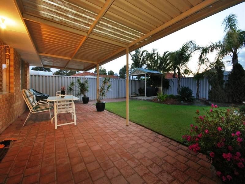 67 Hamelin Drive, Ballajura WA 6066