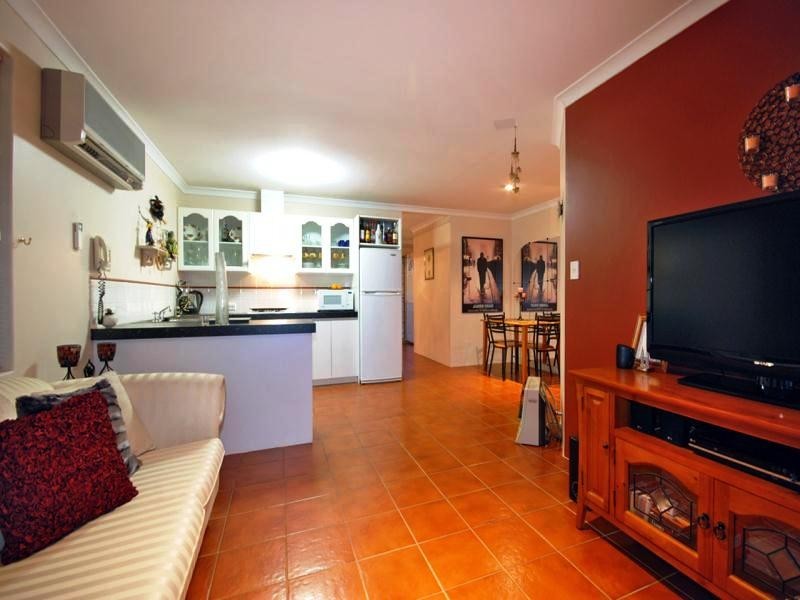 67 Hamelin Drive, Ballajura WA 6066