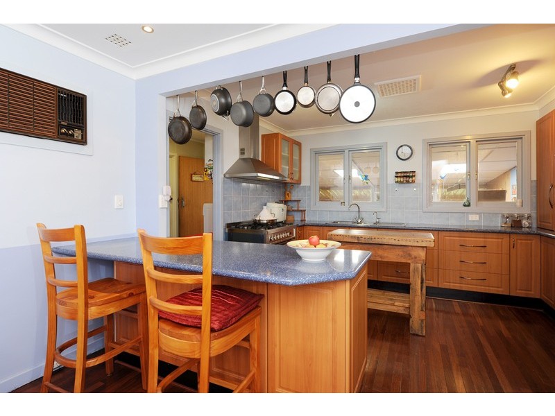 16 Millgate Road, Balga WA 6061