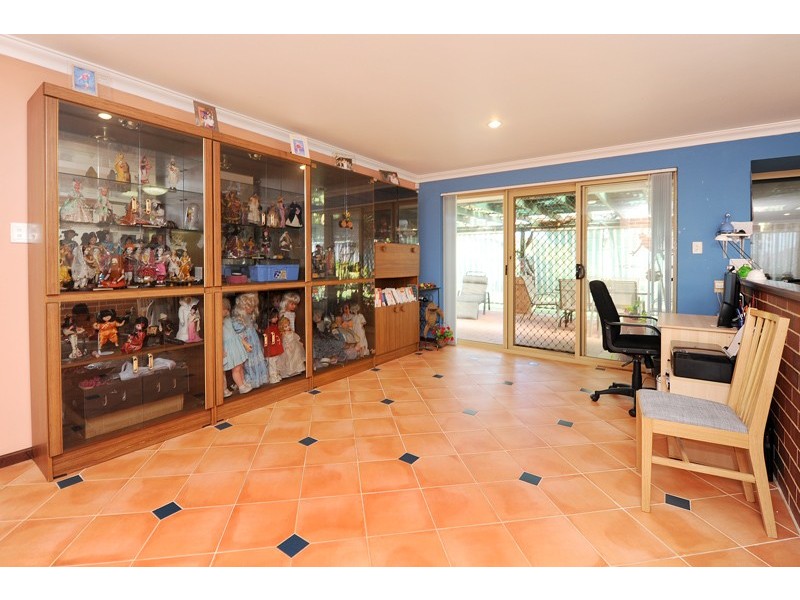 1 Amur Close, Beechboro WA 6063