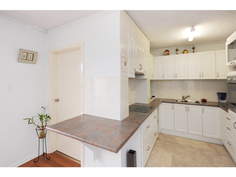 2/19 Freesia Way, Willetton WA 6155