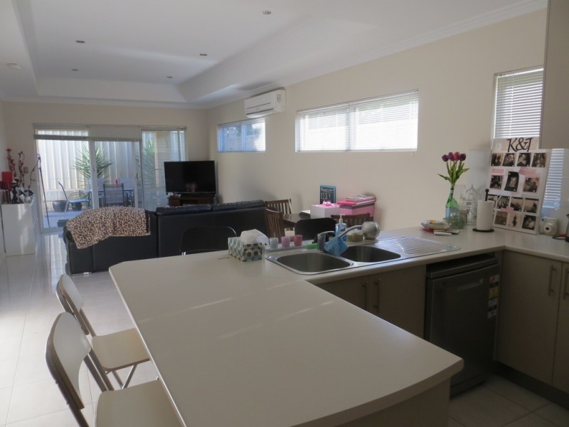 168 Arkana Rd, Westminster WA 6061