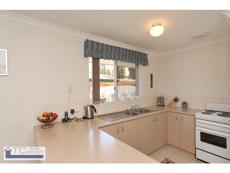 27A Lockwood, Yokine WA 6060