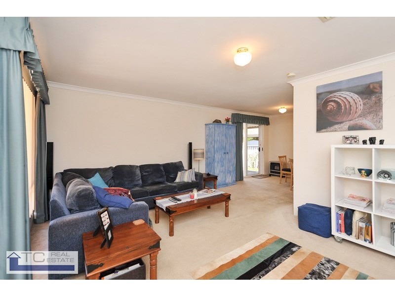 27A Lockwood, Yokine WA 6060