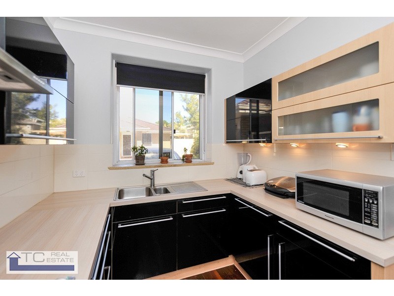 27 Lockwood, Yokine WA 6060