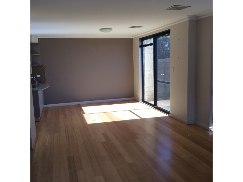 2B Lennard St, Marmion WA 6020