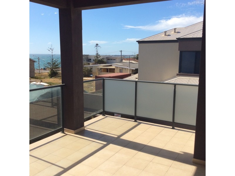 2B Lennard St, Marmion WA 6020