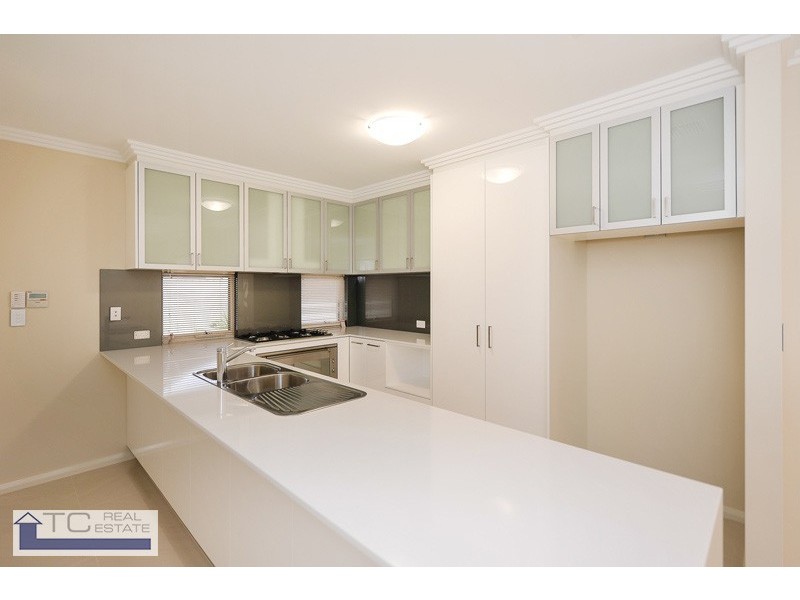 12B Agnew, Gwelup WA 6018