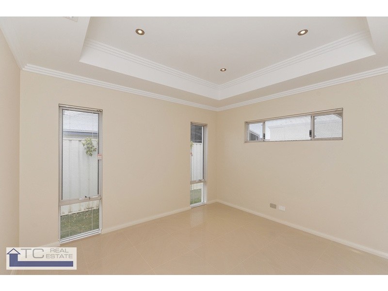 12B Agnew, Gwelup WA 6018