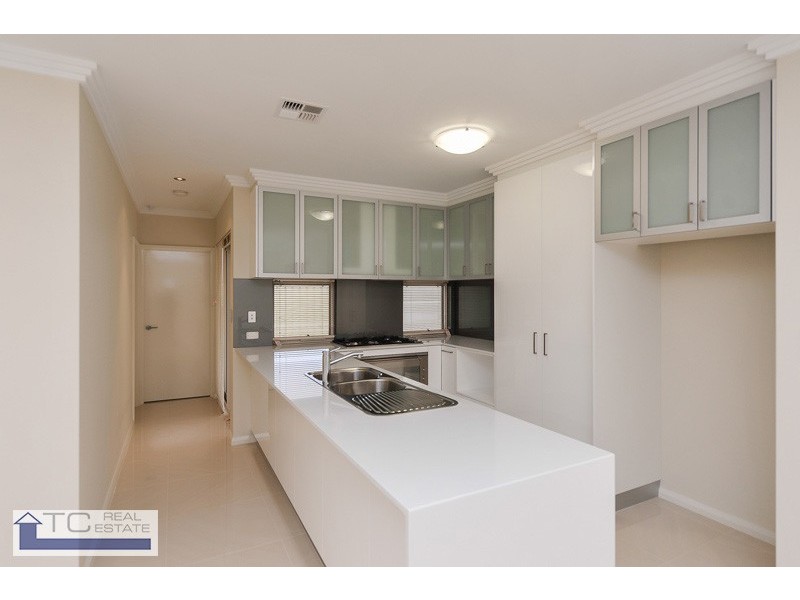 12D Agnew, Gwelup WA 6018