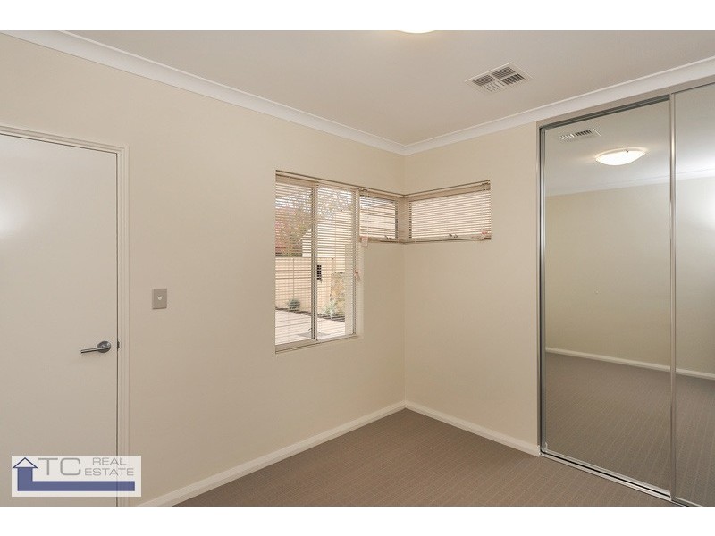 12D Agnew, Gwelup WA 6018