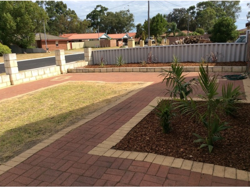 6 Bures, Girrawheen WA 6064