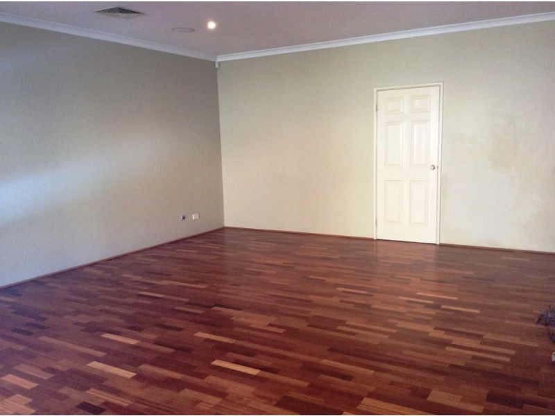 46 Stonewall Cir, Landsdale WA 6065