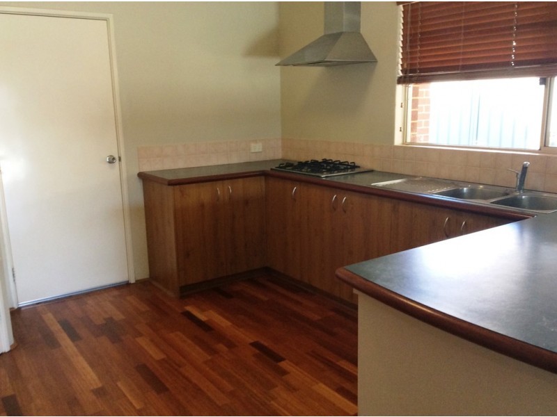 46 Stonewall Cir, Landsdale WA 6065