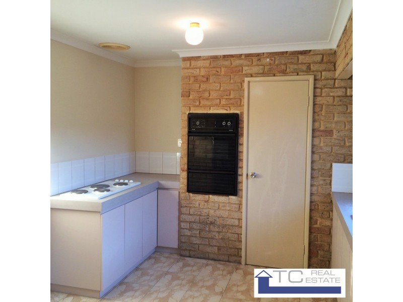 18A Stansted, Marangaroo WA 6064