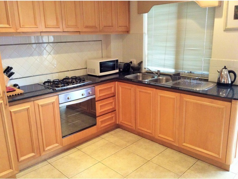 V601/9 Victoria Ave, Perth WA 6000