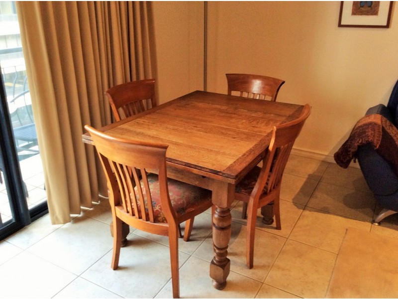 V601/9 Victoria Ave, Perth WA 6000