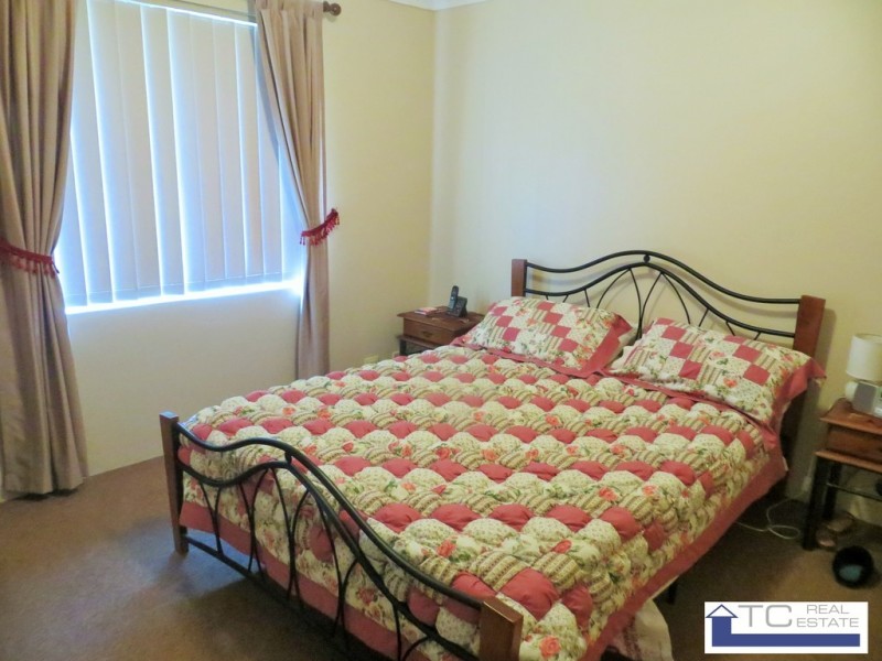 18B Stansted, Marangaroo WA 6064