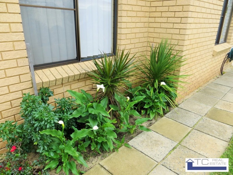 18B Stansted, Marangaroo WA 6064