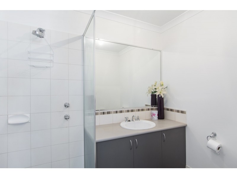 72B Kahana Pwy, Butler WA 6036