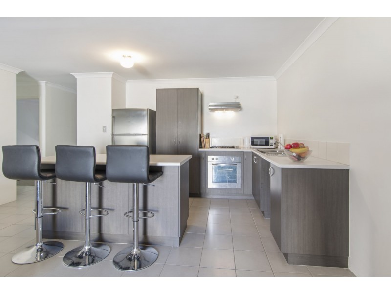 72B Kahana Pwy, Butler WA 6036