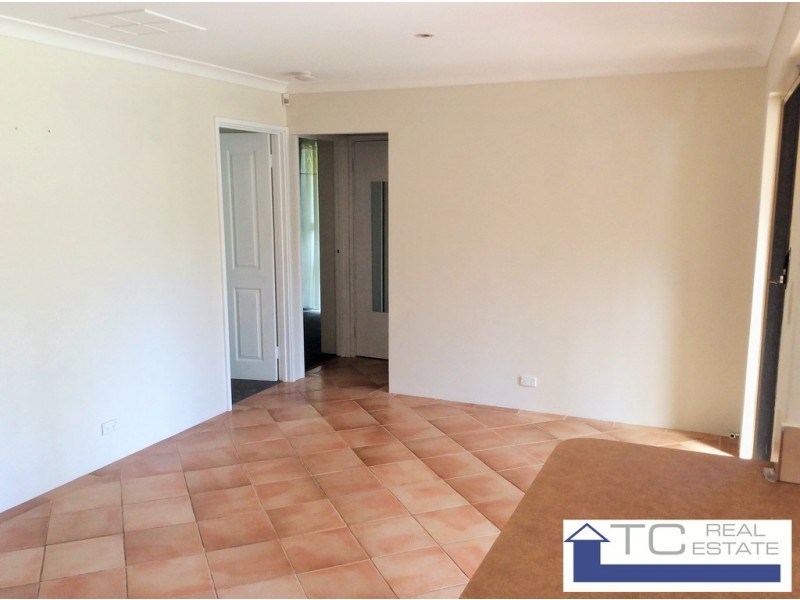 9 Flamingo Trail, Ballajura WA 6066