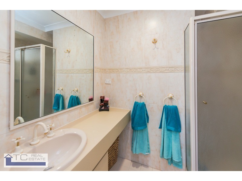 33 Bayview Vista, Ballajura WA 6066