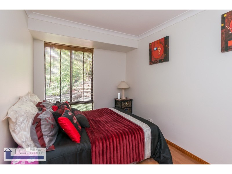 33 Bayview Vista, Ballajura WA 6066