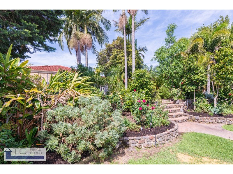 33 Bayview Vista, Ballajura WA 6066