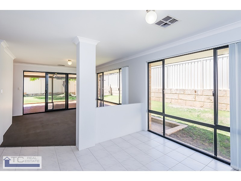 26 Macalpine Rtt, Kinross WA 6028